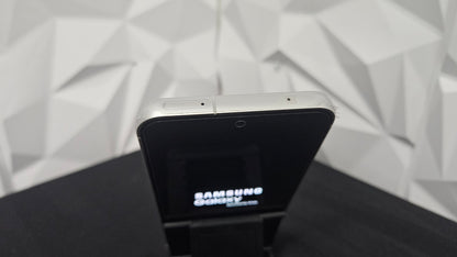 Samsung Galaxy S23 Fe 128GB - Refurbished - Unlocked