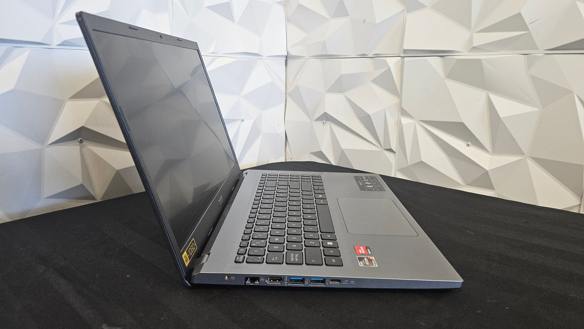 Acer Aspire 3 15 - Ryzen 7 - 16GB RAM - 500GB SSD - Refurbished