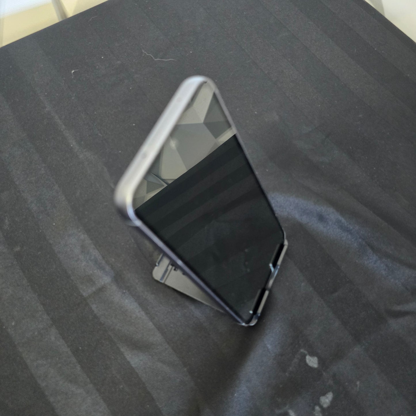 Samsung Galaxy S23 Fe 128GB - Refurbished - Unlocked