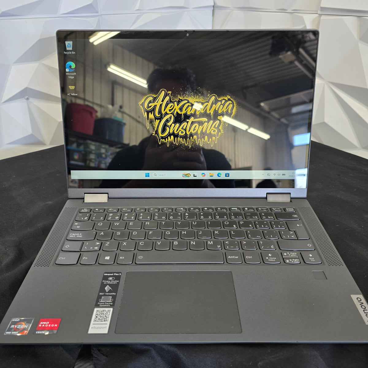 Lenovo IdeaPad Flex 5 - Ryzen 7 - 16GB DDR4 - 500GB SSD - Touch Screen - Refurbished